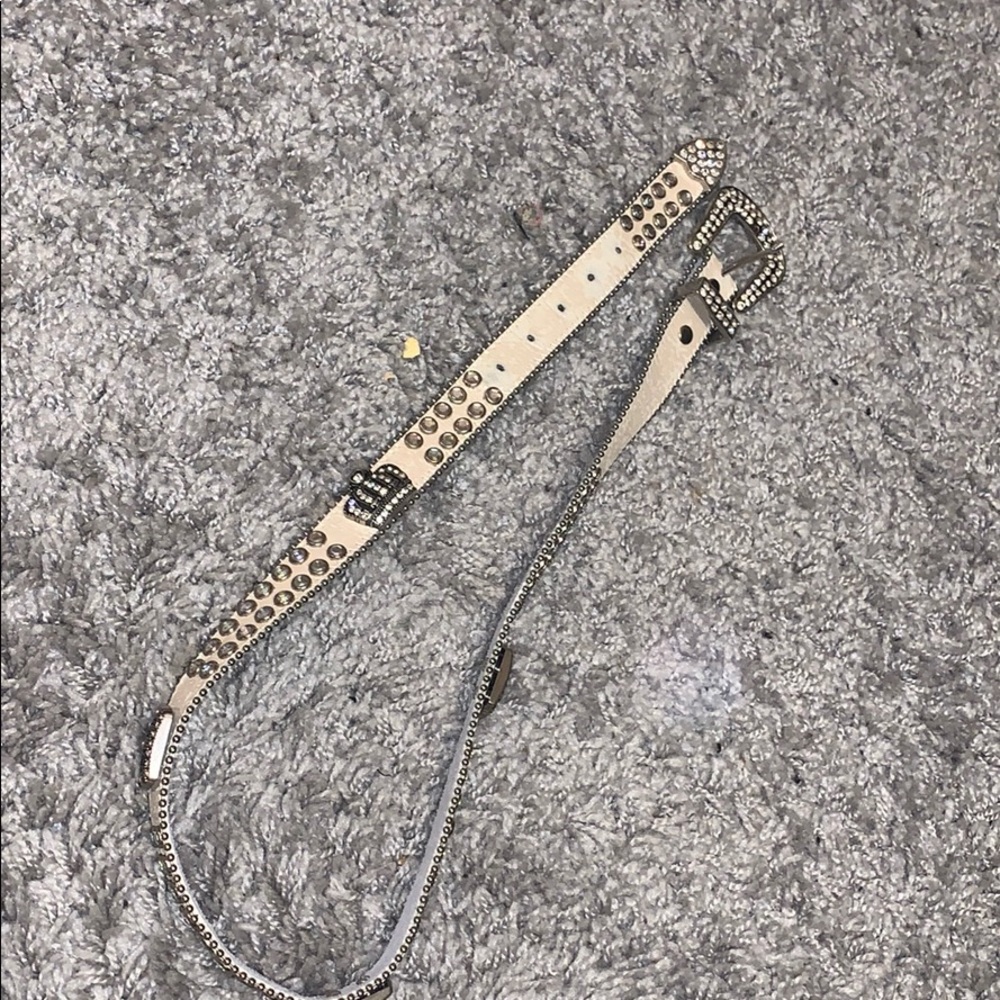 Women’s belt